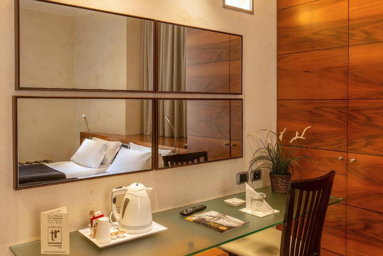 Hotel Tritone Roma Esterno foto