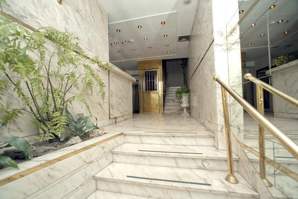 Hotel Tritone Roma Esterno foto