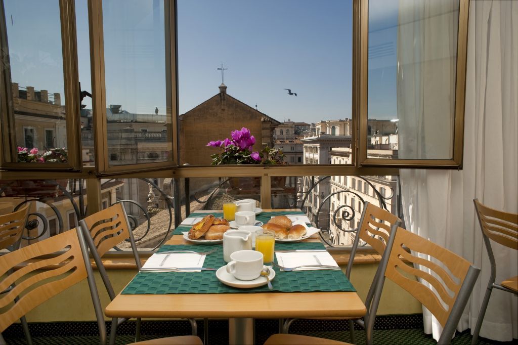 Hotel Tritone Roma Esterno foto