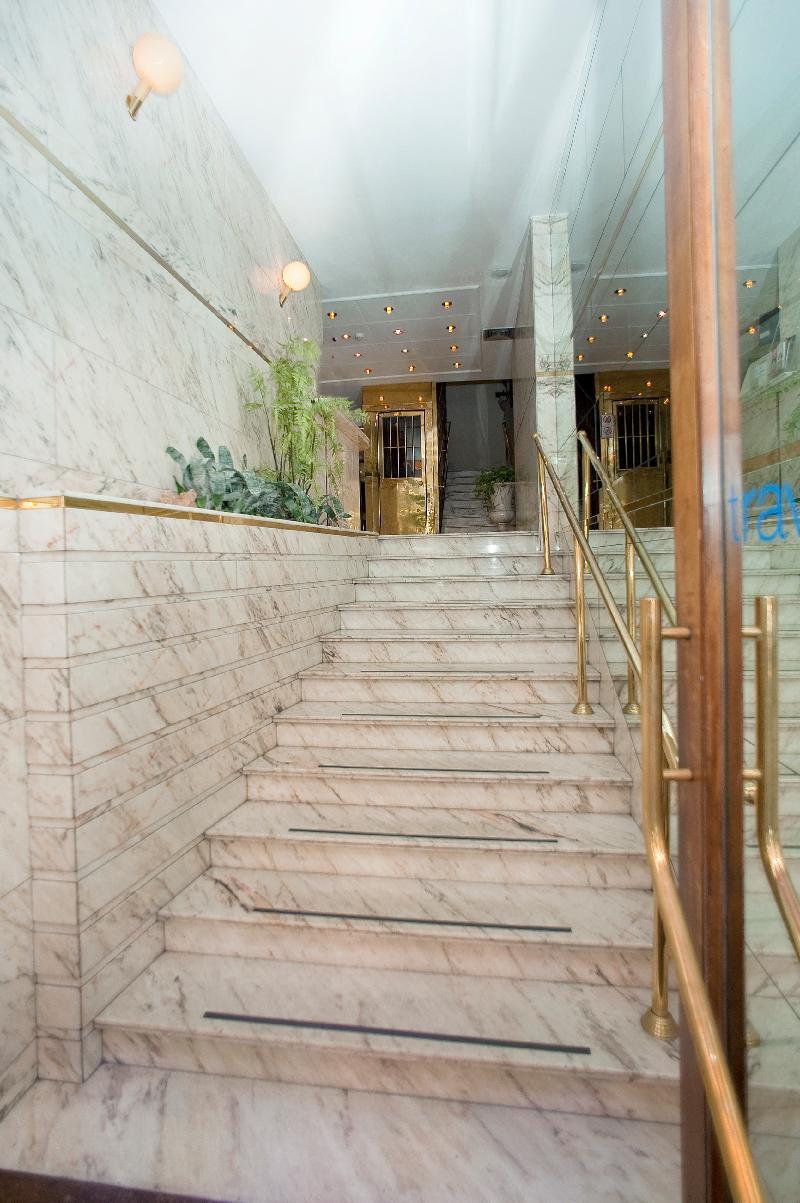 Hotel Tritone Roma Esterno foto