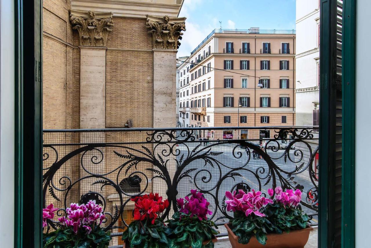 Hotel Tritone Roma Esterno foto